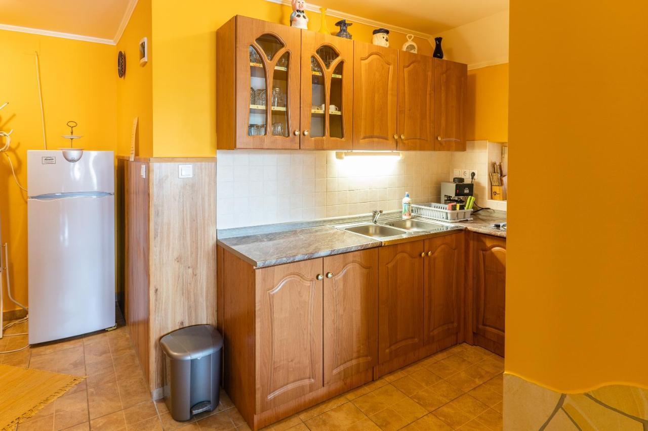 Gál Apartmanház Harkány Exterior foto