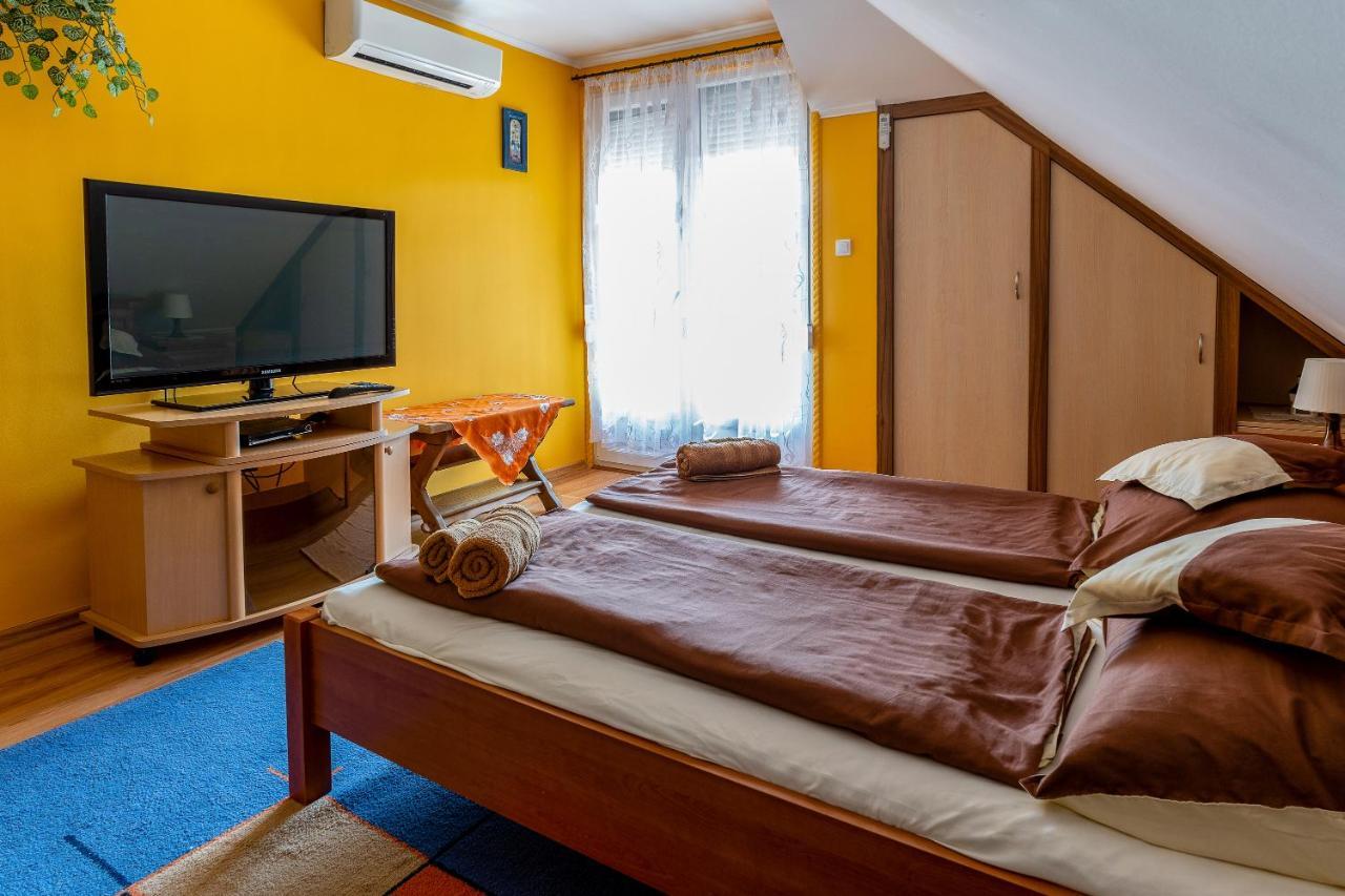Gál Apartmanház Harkány Exterior foto