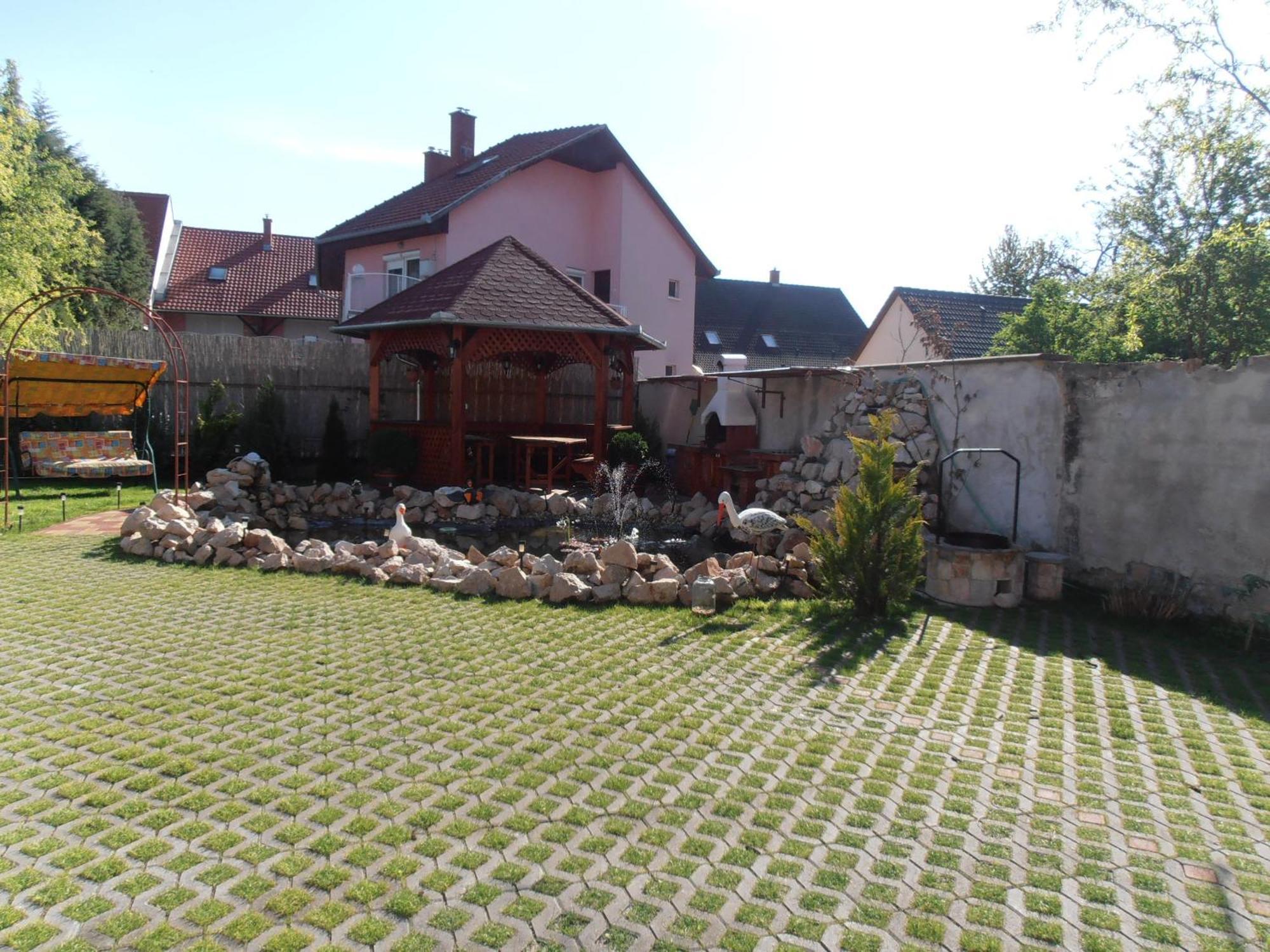 Gál Apartmanház Harkány Exterior foto