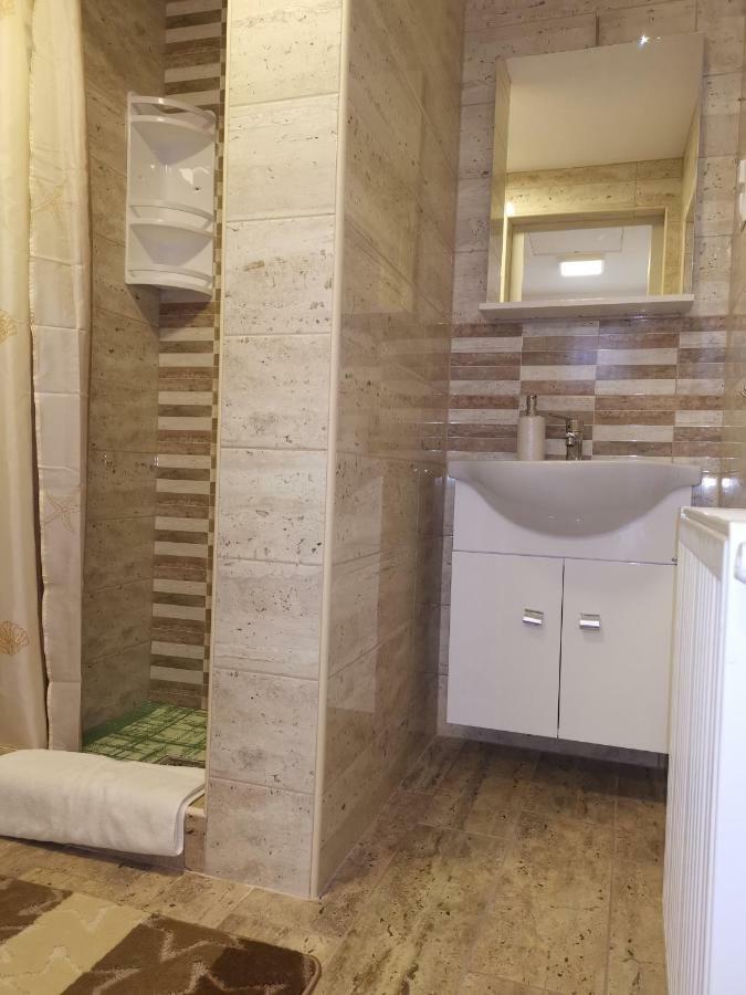 Gál Apartmanház Harkány Exterior foto